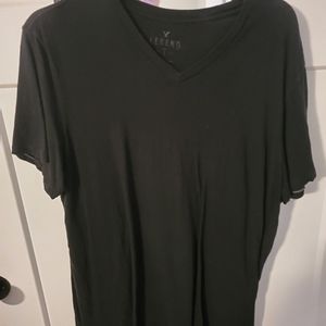 American Eagle Black V neck